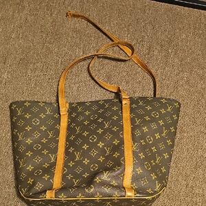 Louis Vuitton Monogram Tote